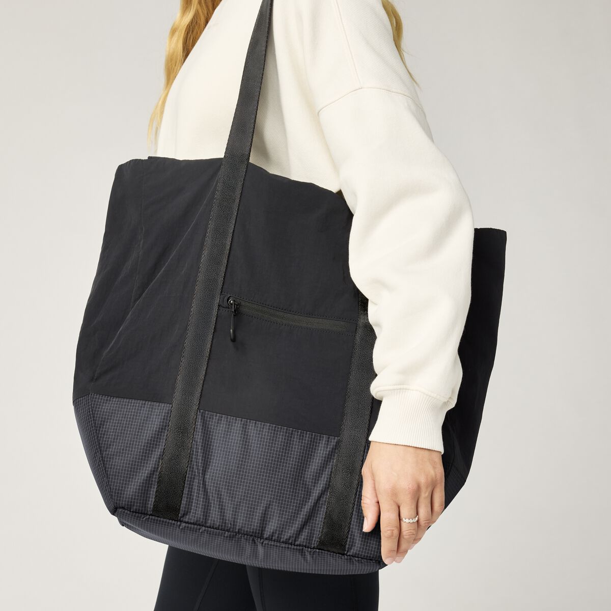 Stride Active Tote - Image 3